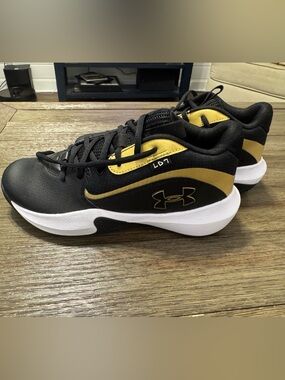 Under Armour Black and Gold Men's Low-Top Athletic Sneakers